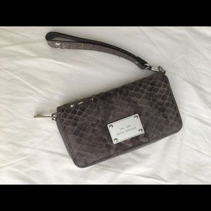Michael Kors Snakeskin Wristlet (great condition)